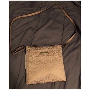 NWT Tommy Hilfiger Crossbody